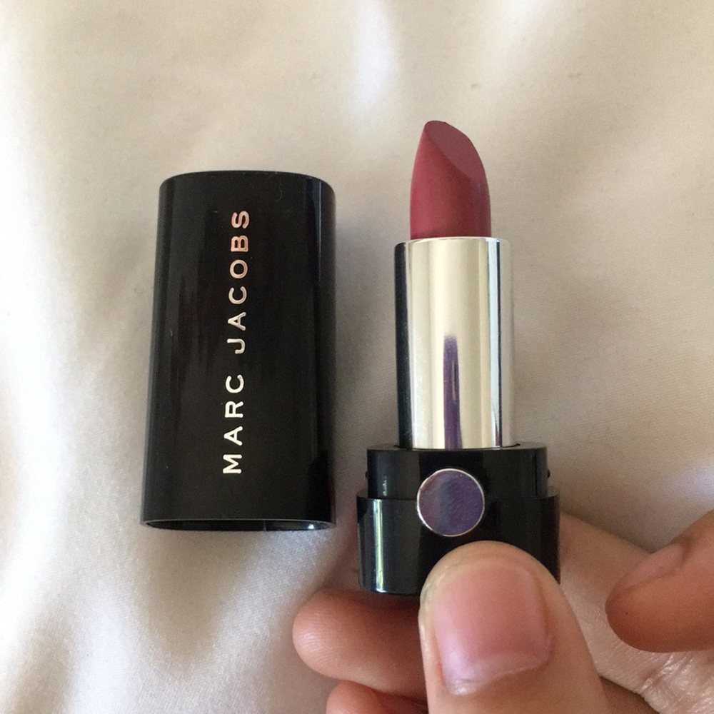 Marc Jacobs Lipstick in Kiss Kiss Bang Bang 💄💋